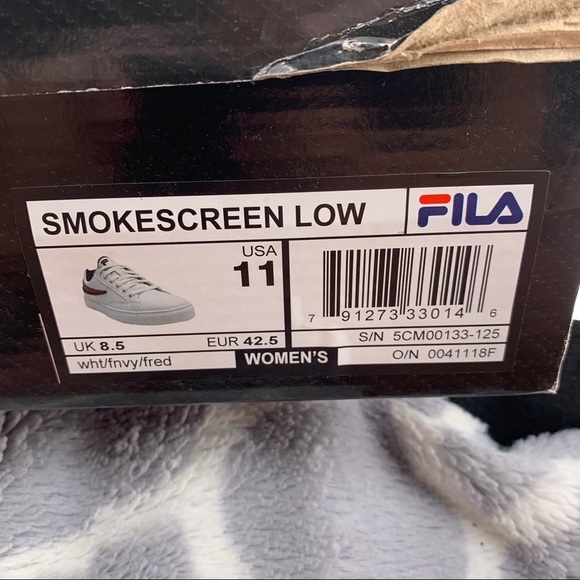 FILA Smokescreen Low Trainer Lace Up Casual Shoe - Picture 6 of 6